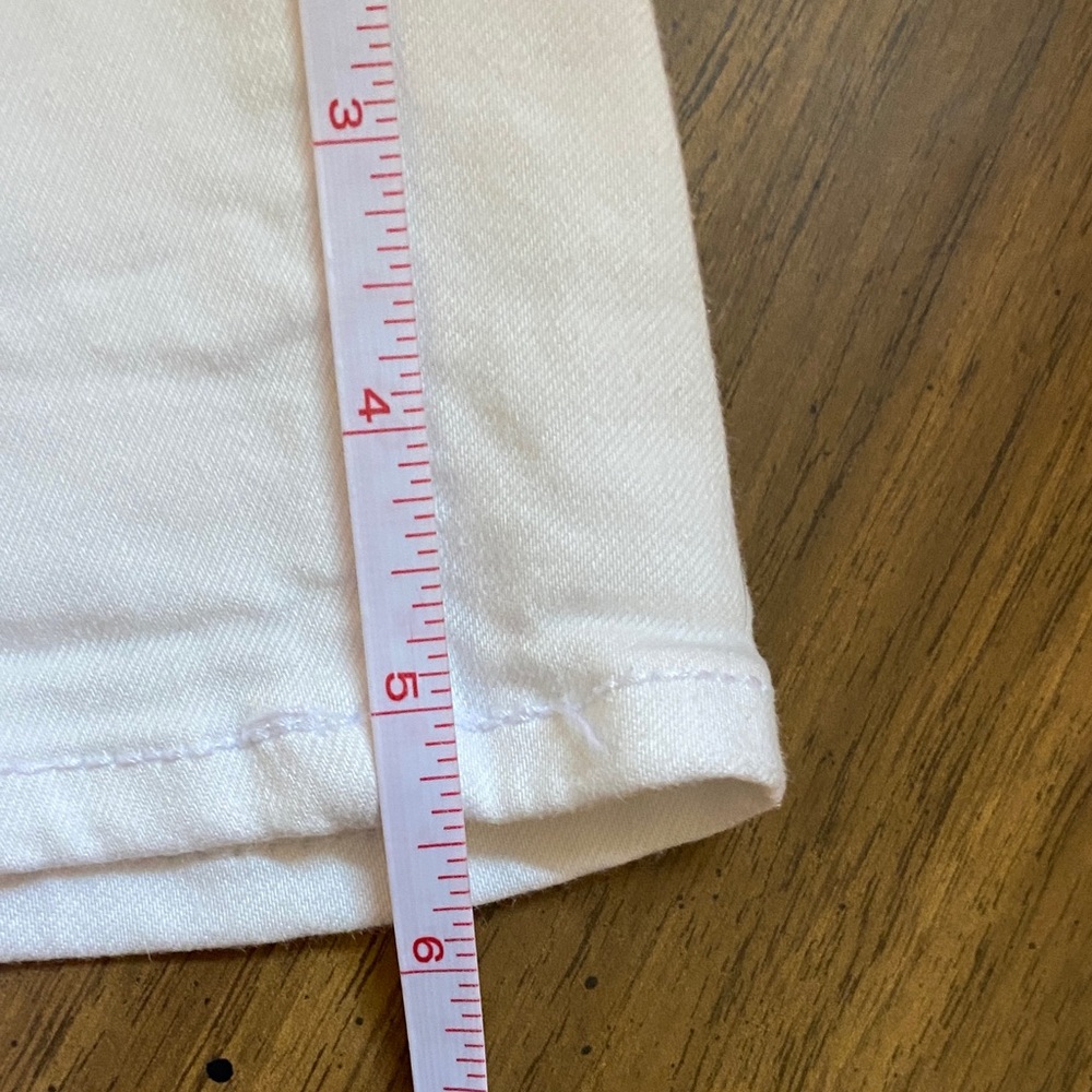 American Eagle Outfitters White Mid-Rise Jean Shorts Size 8 - Picture 8 of 10